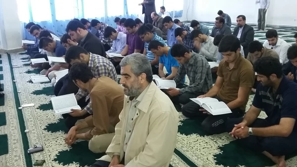 مراسم قرائت آیاتی از کلام الله مجید  ونثار فاتحه ای به ارواح کششته شدگان فاجعه منا در دانشگاه فرهنگیان مازندران 5