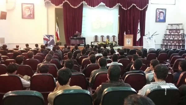 نشست صمیمی با دانشجویان پیرامون تشریح شیوه نامه اصلح 4