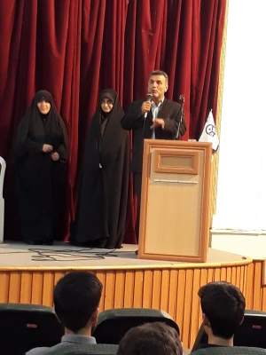 نشست توجیهی مدیریت پردیس دکتر شریعتی با دانشجویان ورودی96 در خصوص آیین نامه های دانشجویی و معرفی همکاران اداری ،آموزشی  به روایت تصویر 5