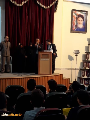 نشست توجیهی مدیریت پردیس دکتر شریعتی با دانشجویان ورودی 96 در خصوص آیین نامه ها ی دانشجویی و معرفی همکاران اداری آموزشی به روایت تصویر