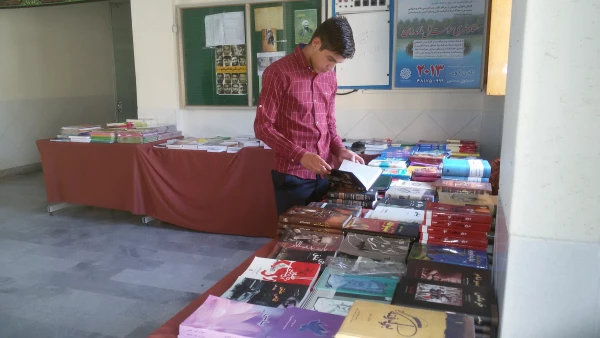 برگزاری نمایشگاه کتاب ( 50درصد تخفیف) در دانشگاه فرهنگیان پردیس دکتر شریعتی مازندران 3