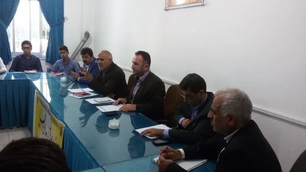 اولین نشست مسئولین پردیس دکتر شریعتی در سال تحصیلی جدید با نمایندگان اتاق ها ی سرای دانشجویی با حضور معاون و سرپرستان شبانه روزی 7