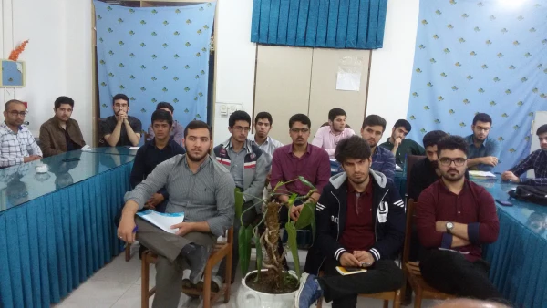 اولین نشست مسئولین پردیس دکتر شریعتی در سال تحصیلی جدید با نمایندگان اتاق ها ی سرای دانشجویی با حضور معاون و سرپرستان شبانه روزی 5