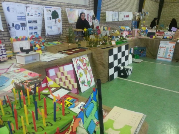 اولین جشنواره استانی دست ساخته های آموزشی دانشجویان دانشگاه فرهنگیان  مازندران   -پردیس دکتر شریعتی ساری 5