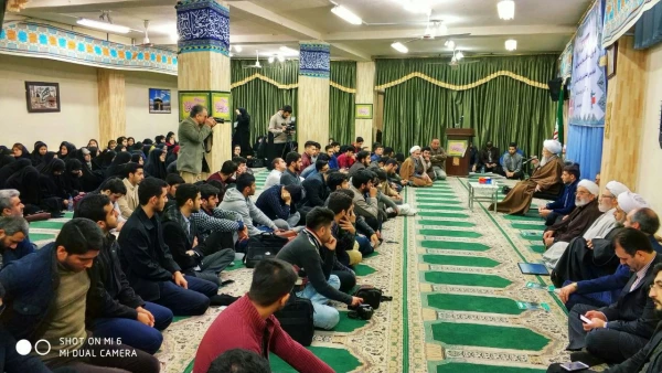 دیدار تعدادی از بسیجیان و مسئولین بسیج دانشجویی دانشگاه فرهنگیان پردیس دکتر شریعتی با  آیت الله طبرسی نماینده محترم ولی فقیه در استان مازندران به مناسبت سالروز وحدت حوزه و دانشگاه 4