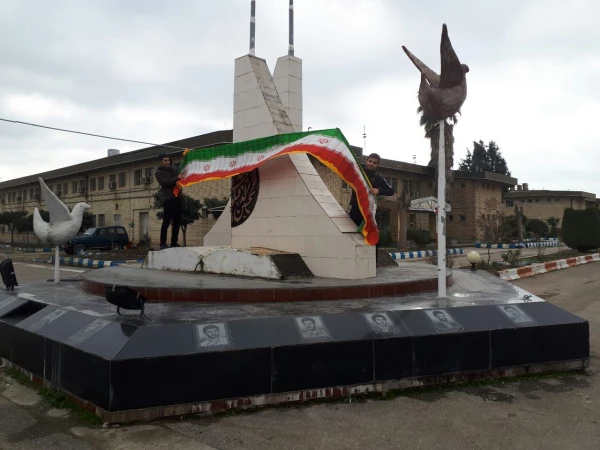 فضا سازی به مناسبت ایام فاطمیه و دهه مبارک فجر توسط دانشجویان پردیس دکتر شریعتی مازندران 4