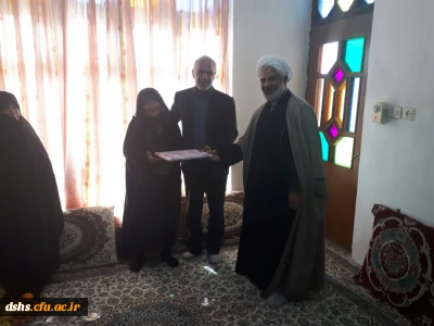 دیدار مسئولین و پرسنل دانشگاه فرهنگیان مازندران و پردیس دکتر شریعتی با خانواده شهدا و زیارت مزار شهید