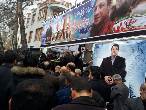 حضور کارکنان ، اساتید و دانشجویان دانشگاه فرهنگیان در تشیع پیکر جانباز شهید سید مصطفی علمدار 2