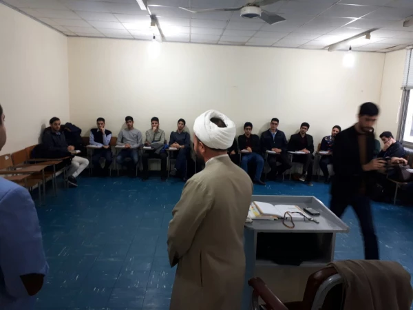 برگزاری دوره آموزش معارف قرآن ، نماز ومهدویت (طرح معراج) ویژه دانشجو معلمان ورودی سال  93 2