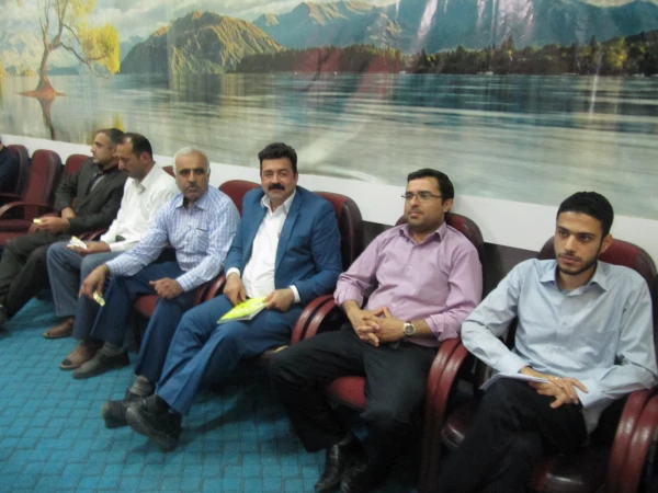 مراسم تجلیل از اساتید،دانشجویان برتر وکارکنان آموزش پردیس دکتر شریعتی در هفته معلم (دوشنبه 97/02/17 ) 2