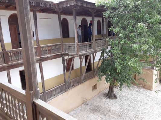 بازدید  گروه تاریخ از موزه تاریخ و مردم شناسی آلاشت 
( یکشنبه 97/02/23 ) 2