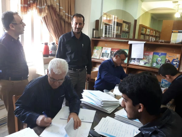 گزارش تصویری از روند ثبت نام دانشجویان جدید  ( ورودی 97 ) 8