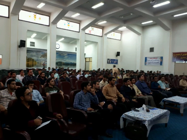 جلسه توجیهی معرفی حوزه های مختلف اداری ، کانونهای فرهنگی و تشکلات دانشجویی پردیس دکتر شریعتی به دانشجویان جدیدالورود روز سه شنبه 1397/07/10 8