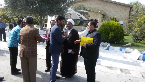 مراسم بدرقه دانشجویان برای شرکت در پیاده روی اربعین حسینی با حضور مسئولین استان، پردیس، و نهاد رهبری دانشگاه در پردیس دکتر شریعتی 3