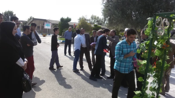 مراسم بدرقه دانشجویان برای شرکت در پیاده روی اربعین حسینی با حضور مسئولین استان، پردیس، و نهاد رهبری دانشگاه در پردیس دکتر شریعتی 4