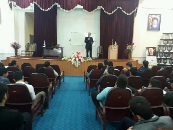 برگزاری کارگاه قوانین ومقررات اداری توسط دکتر محمدی از اداره کل اموزش و پرورش استان مازندران( دوشنبه مورخ )97/7/30 5