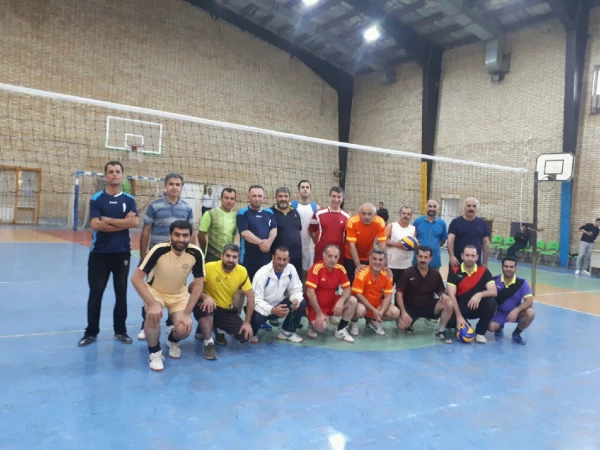 برگزاری مسابقات ورزشی کارکنان بمناسبت گرامیداشت هفته بسیج 2