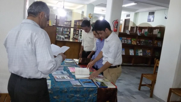 برگزاری نمایشگاهی از آثار و تألیفات اساتید و کارکنان پردیس و مراکز آموزش عالی استان در پردیس دکتر شریعتی ساری 2