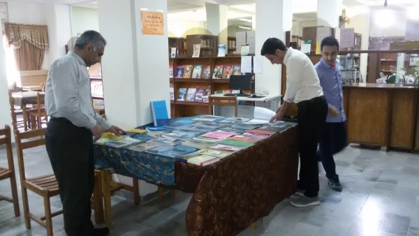 برگزاری نمایشگاهی از آثار و تألیفات اساتید و کارکنان پردیس و مراکز آموزش عالی استان در پردیس دکتر شریعتی ساری 6