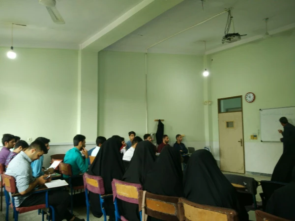 برگزاری کارگاههای آموزش علوم تجربی و آموزش ریاضی 6