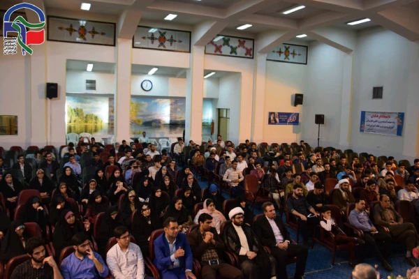 محفل انس با قران کریم با حضور قاری بین اللملی استاد حامد شاکرنژاد 4