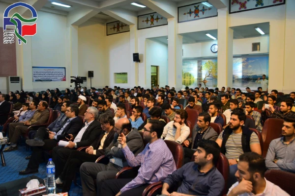 محفل انس با قران کریم با حضور قاری بین اللملی استاد حامد شاکرنژاد 7