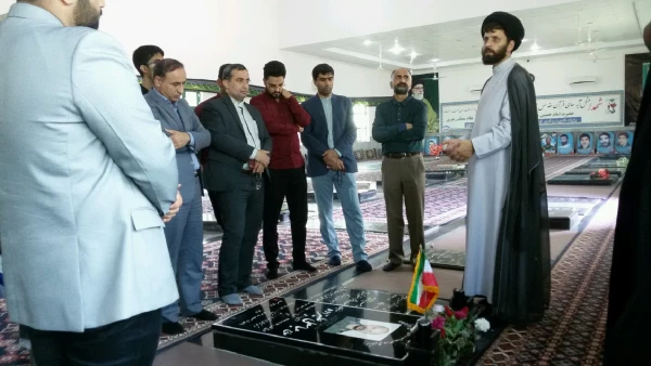 زیارت مزار شهداء دفاع مقدس و مدافع حرم 5