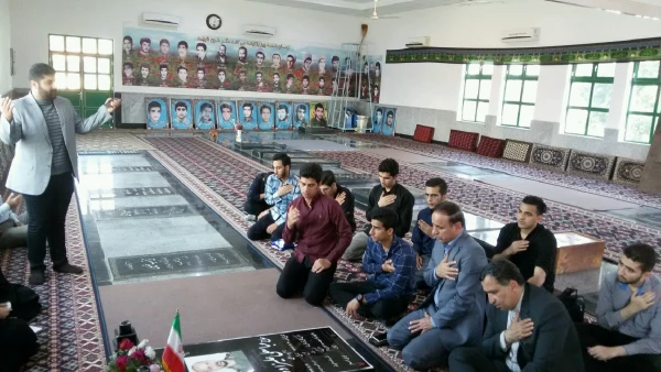 زیارت مزار شهداء دفاع مقدس و مدافع حرم 7