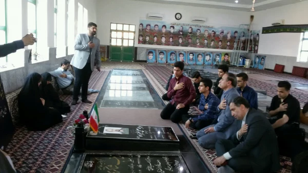 زیارت مزار شهداء دفاع مقدس و مدافع حرم 8
