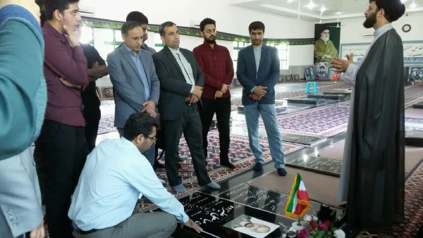 زیارت مزار شهداء دفاع مقدس و مدافع حرم 11