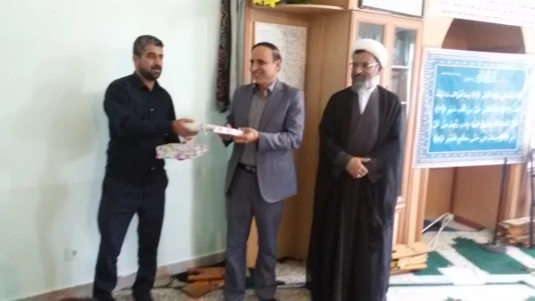 تقدیر از ایثارگران به مناسبت گرامیداشت هفته دفاع مقدس 11