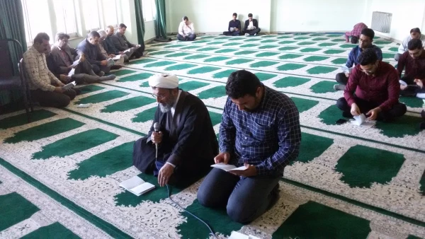 برگزاری مراسم عزاداری و زیارت عاشورا به مناسبت اربعین حسینی در نمازخانه پردیس دکتر شریعتی 6