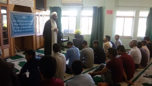 مرثیه سرایی و عزاداری بمناسبت شهادت  امام حسن عسکری علیه السلام                                                                               3