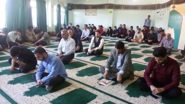 مرثیه سرایی و عزاداری بمناسبت شهادت  امام حسن عسکری علیه السلام                                                                               8