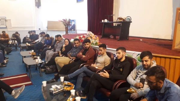 برگزاری شب شعر به مناسبت گرامیداشت روز 13 آبان 3