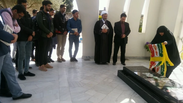 زیارت مزار شهید گمنام  6