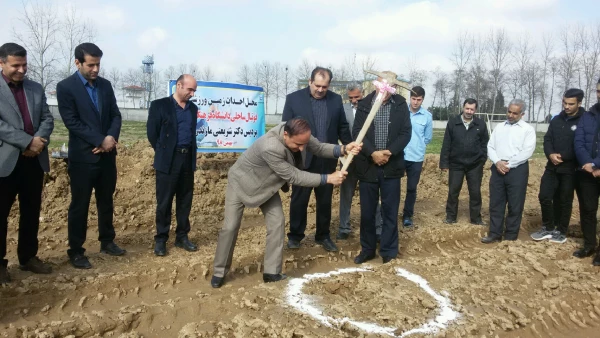 مراسم کلنگ زنی ساخت زمین ورزشی فوتبال ساحلی 5