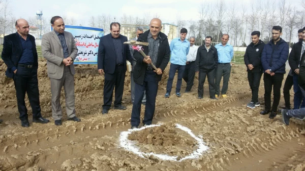 مراسم کلنگ زنی ساخت زمین ورزشی فوتبال ساحلی 8